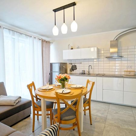 Apartamenty Everysky - Konopnickiej 11 カルパッチ エクステリア 写真