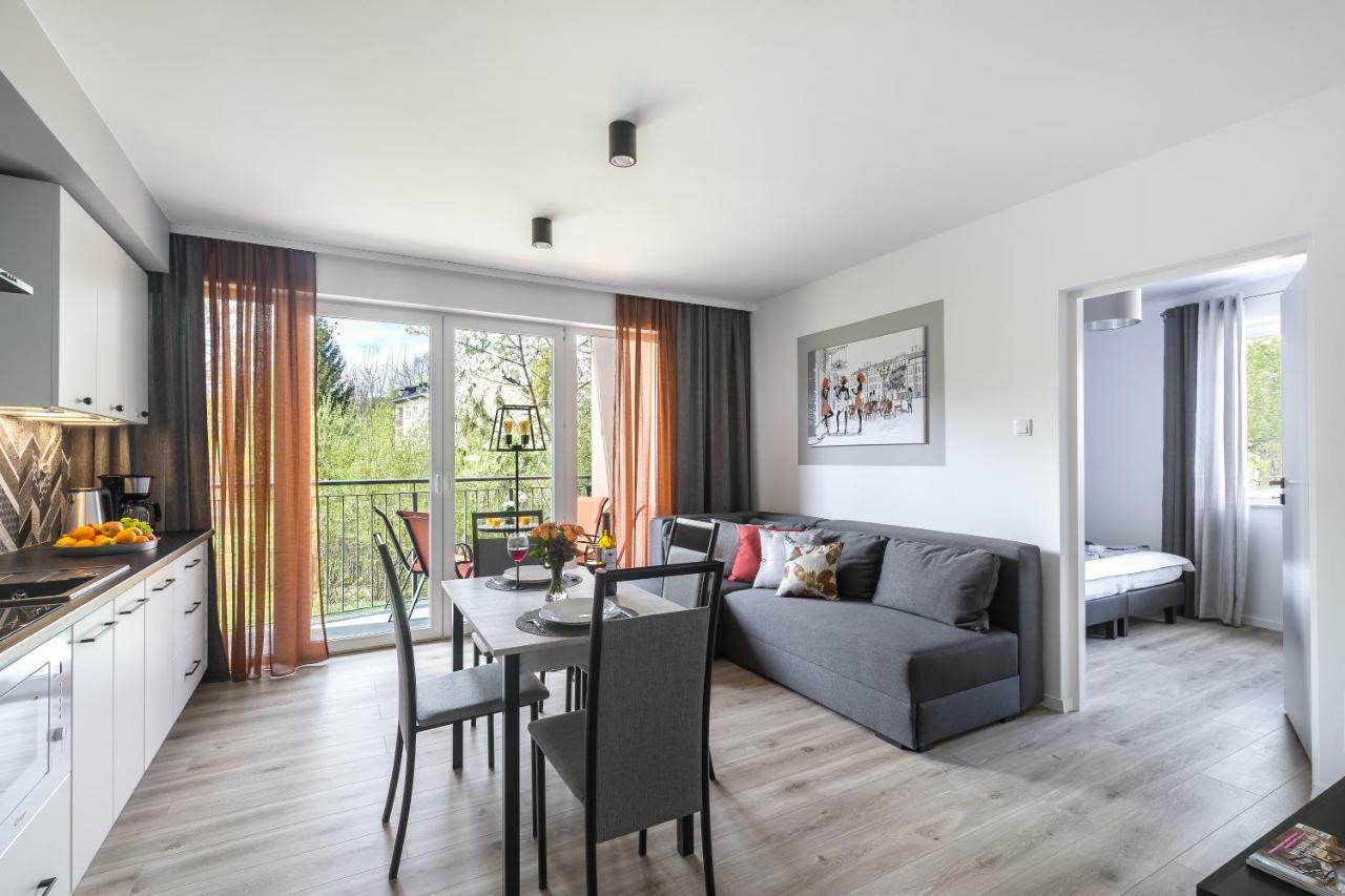 Apartamenty Everysky - Konopnickiej 11 カルパッチ エクステリア 写真